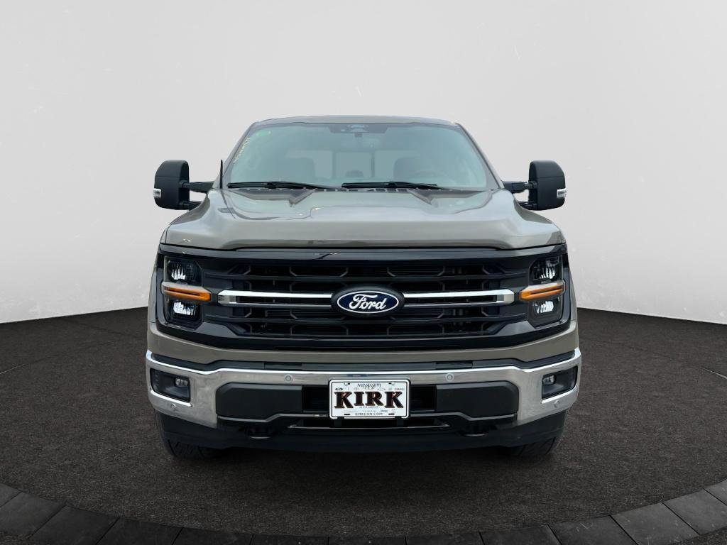 2025 Ford F-150 XLT photo 2