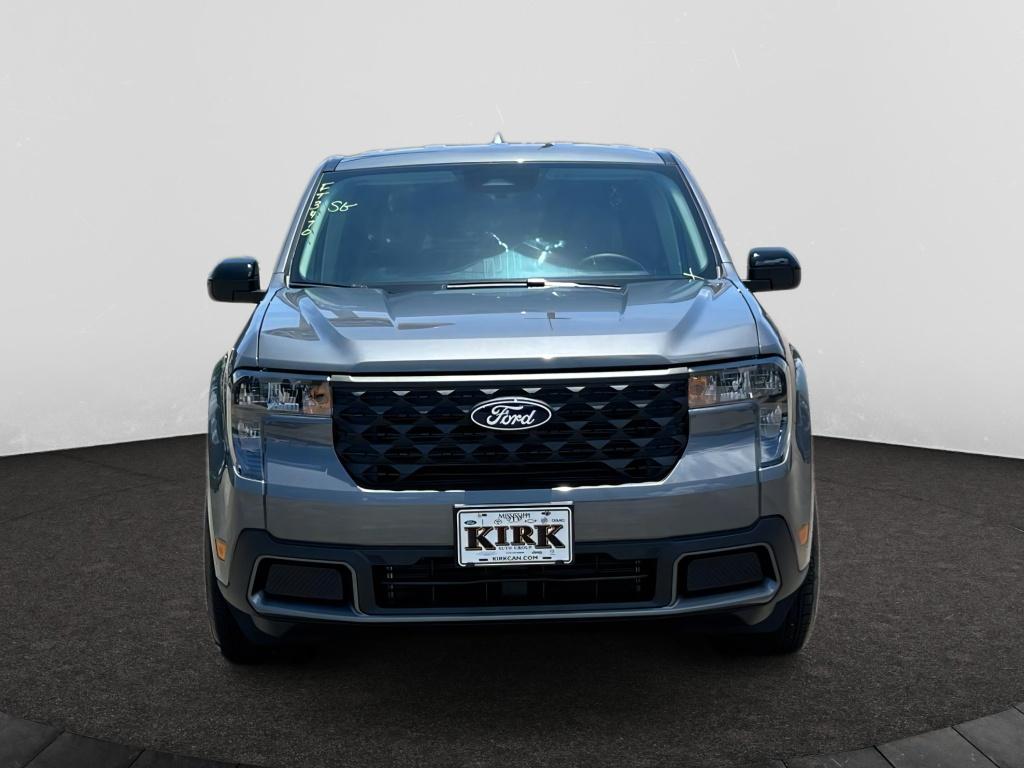 2025 Ford Maverick XLT photo 2
