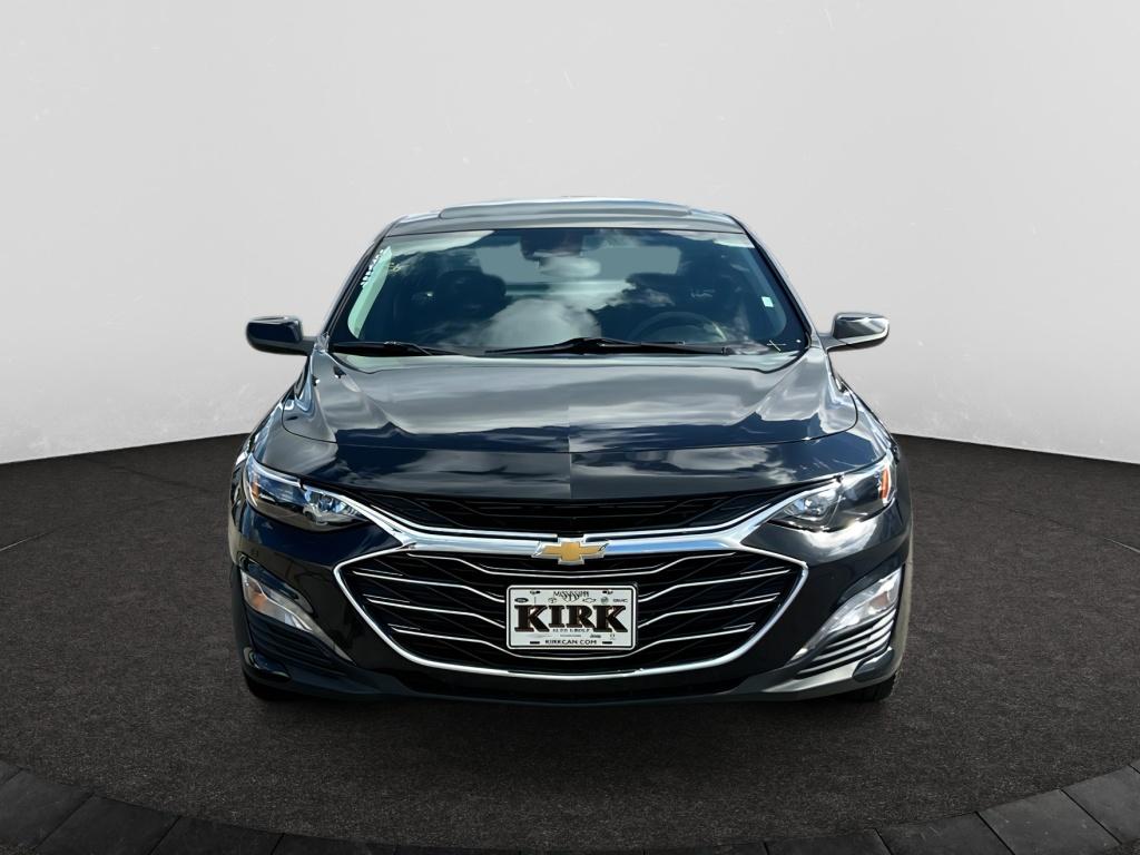 2024 Chevrolet Malibu 1LT photo 2