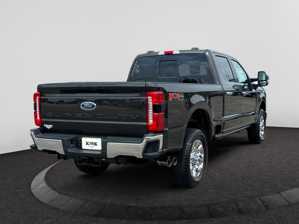 2025 Ford F-250 Lariat photo 4