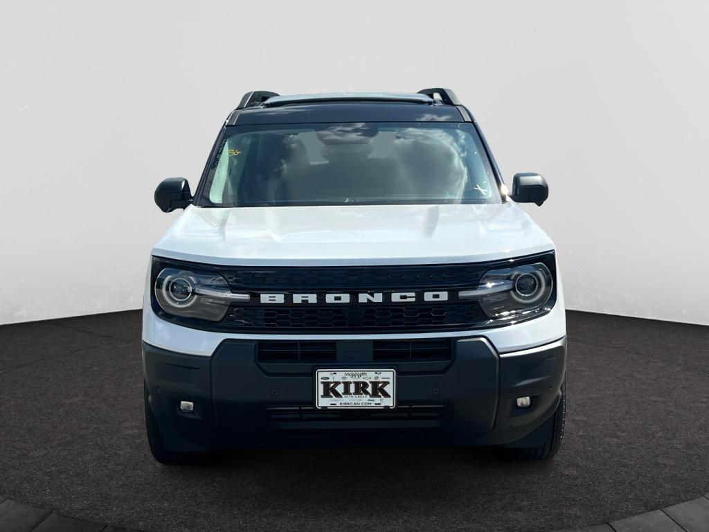 2025 Ford Bronco Sport Outer Banks photo 2