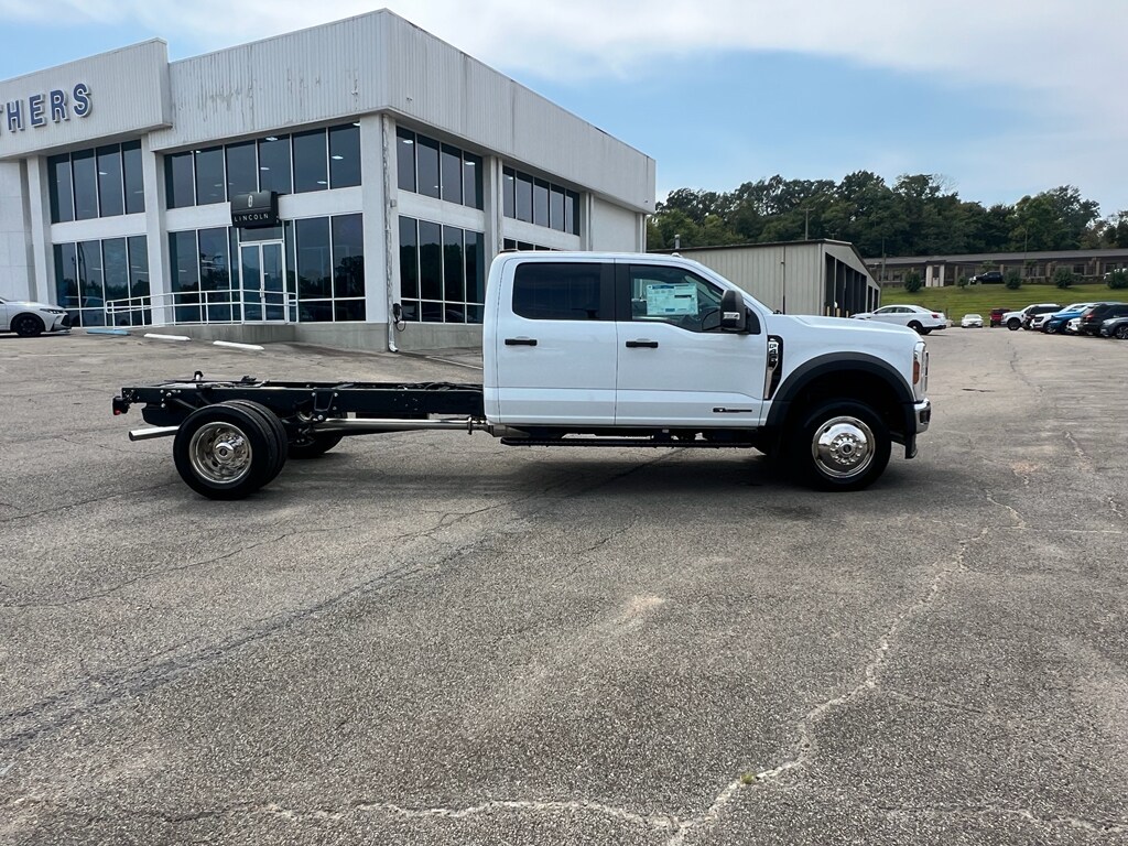 2026 Ford F-450 XL photo 3