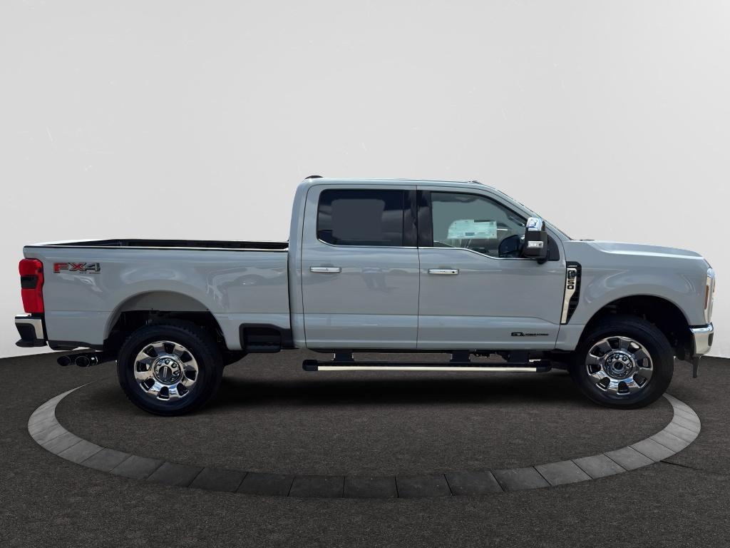 2026 Ford F-250 Lariat photo 3