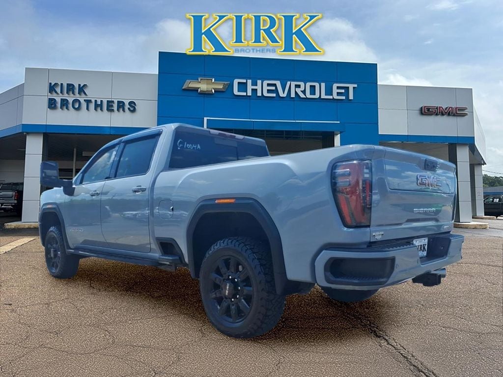 Used 2024 GMC Sierra 2500 HD AT4 Truck Crew Cab
