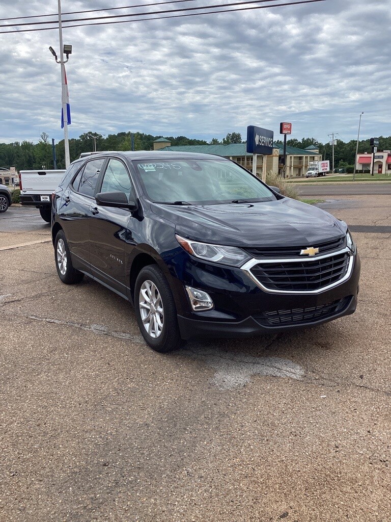 Used 2021 Chevrolet Equinox LS with VIN 3GNAXSEV6MS123095 for sale in Grenada, MS