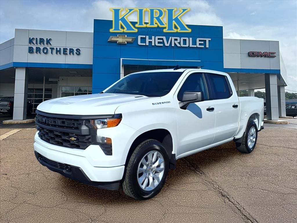 New 2025 Chevrolet Silverado 1500 Custom Truck
