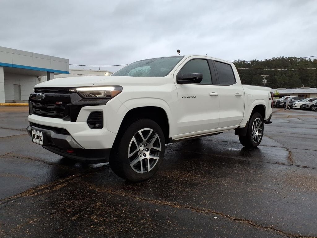Used 2024 Chevrolet Colorado Z71 Truck Crew Cab