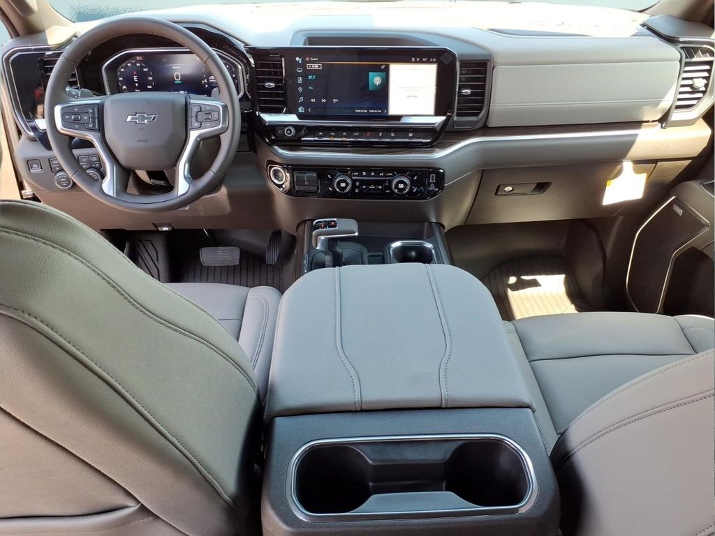 2026 Chevrolet Silverado 1500 RST - Photo 11