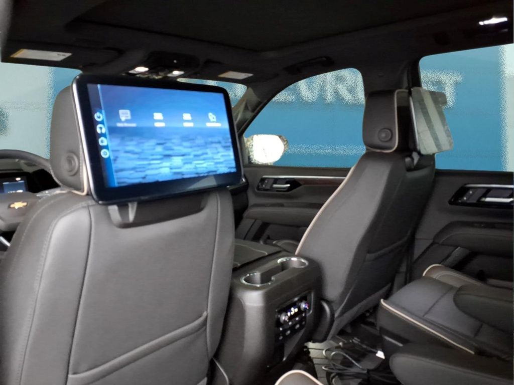 2026 Chevrolet Tahoe Premier - Photo 15