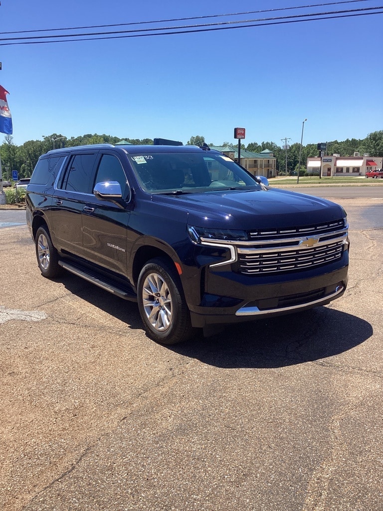 Used 2023 Chevrolet Suburban Premier with VIN 1GNSCFKD3PR200077 for sale in Grenada, MS