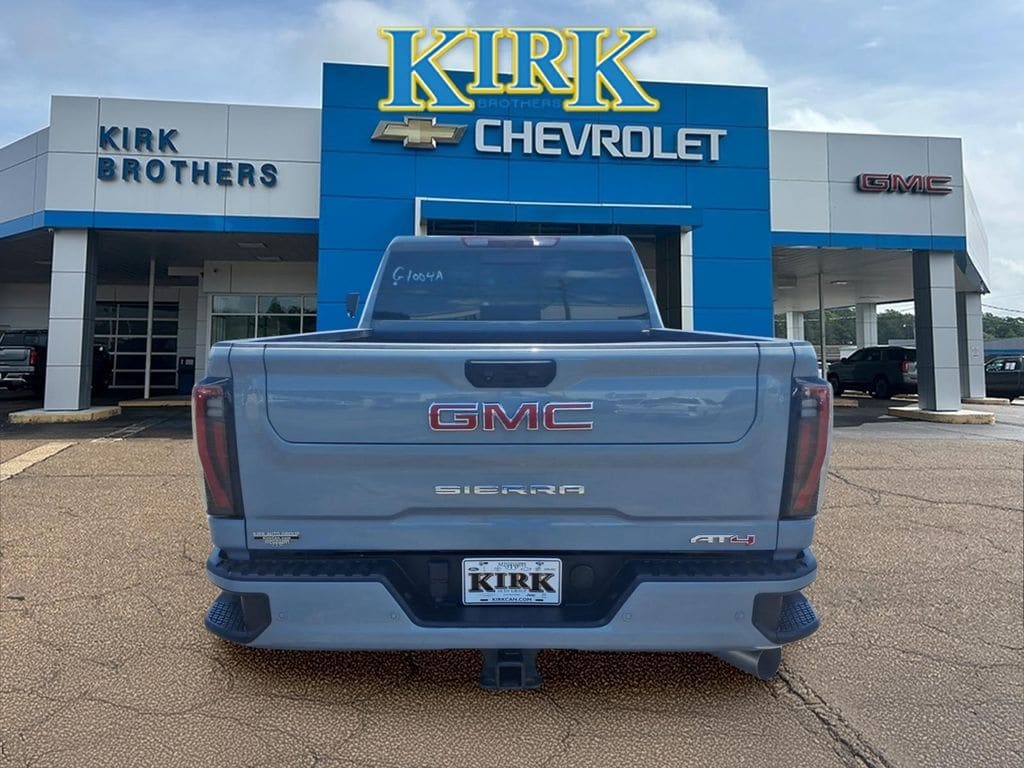 Used 2024 GMC Sierra 2500 HD AT4 Truck Crew Cab