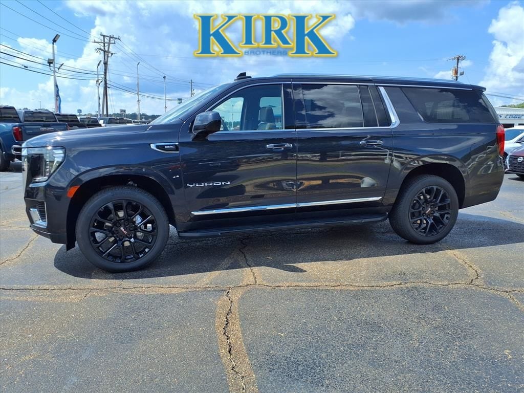 2023 GMC Yukon XL SLT's photo