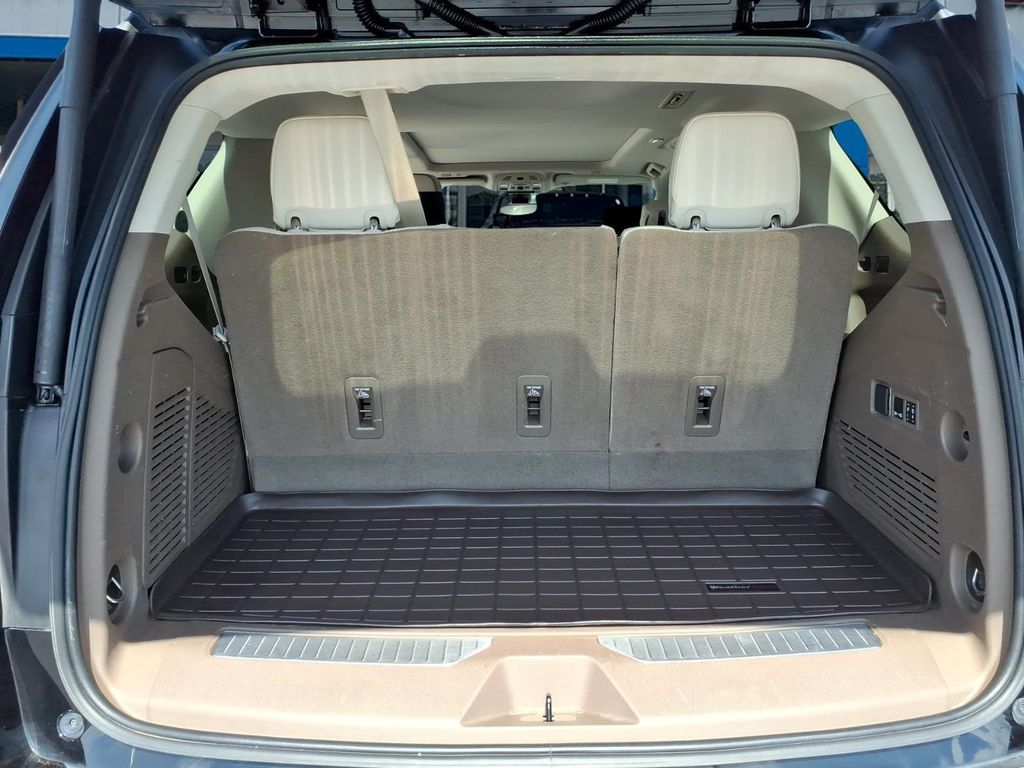 2021 GMC Yukon Denali - Photo 10