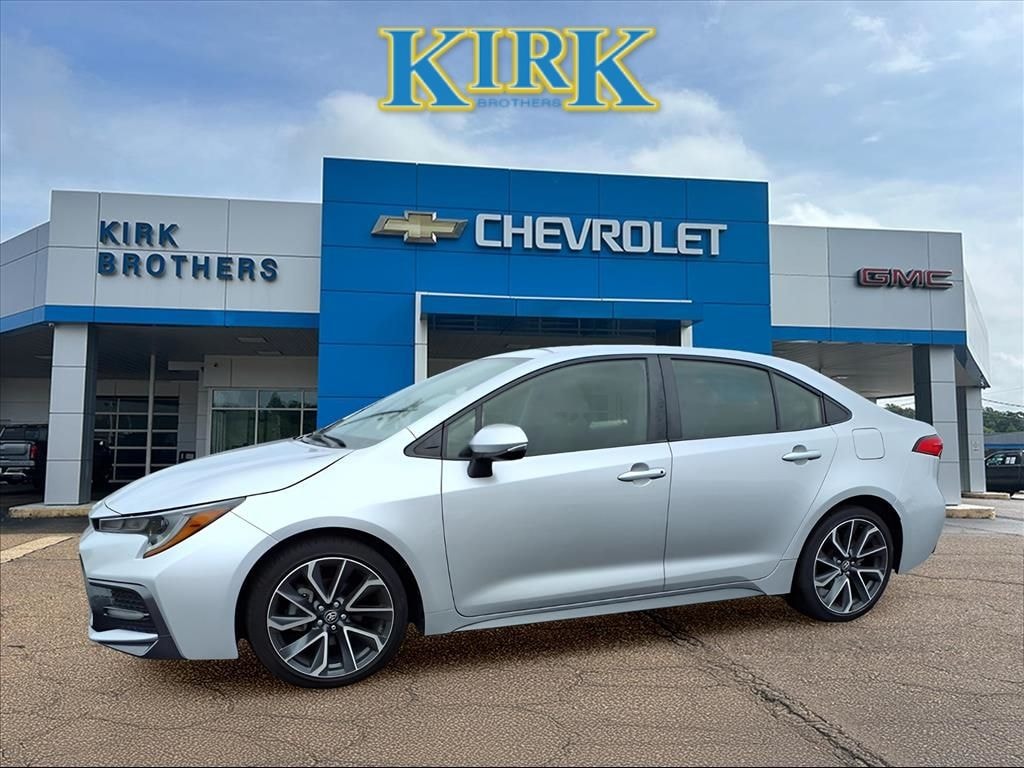 Used 2022 Toyota Corolla SE Sedan