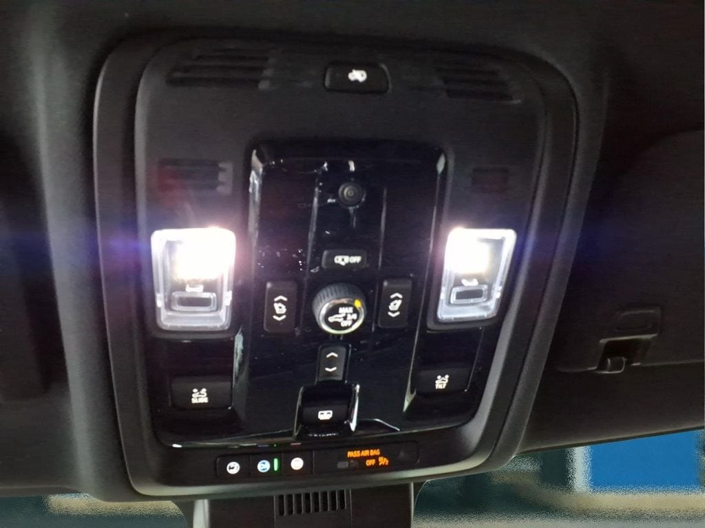 2026 Chevrolet Tahoe Premier - Photo 26