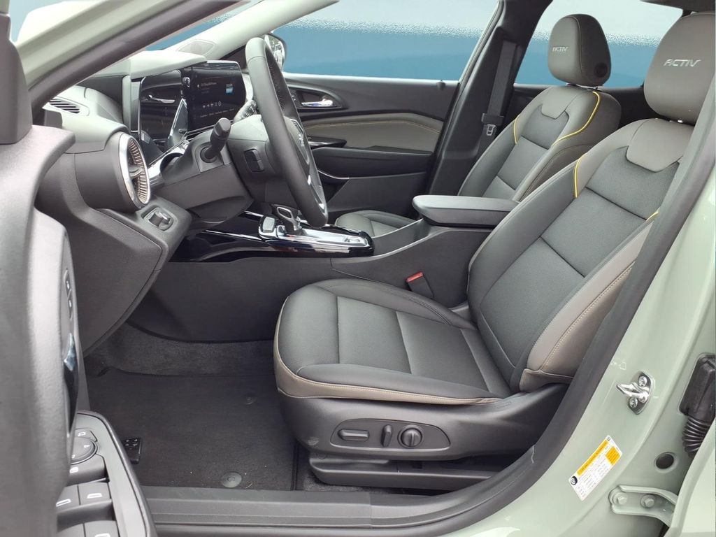 2026 Chevrolet Trax Activ - Photo 16