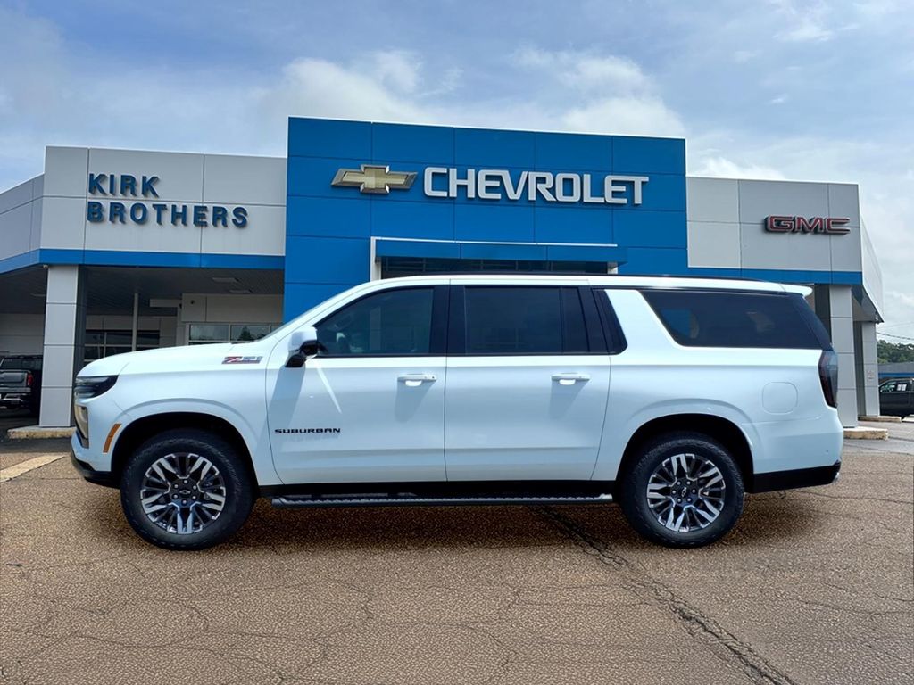 2026 Chevrolet Suburban Z71 - Photo 8