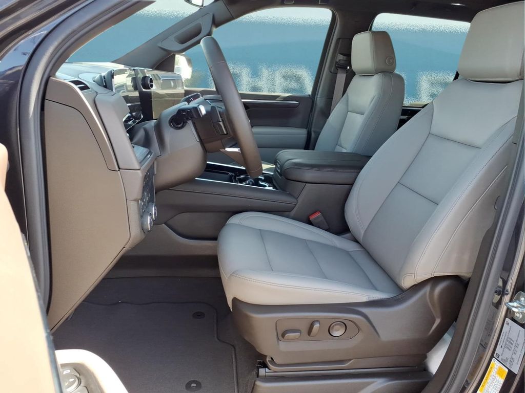 2026 Chevrolet Tahoe Z71 - Photo 21