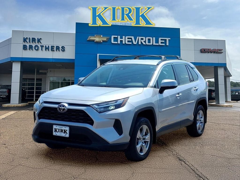 Used 2022 Toyota RAV4 XLE SUV