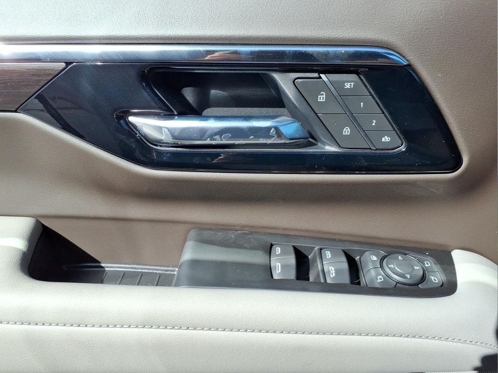 2026 Chevrolet Tahoe Z71 - Photo 22