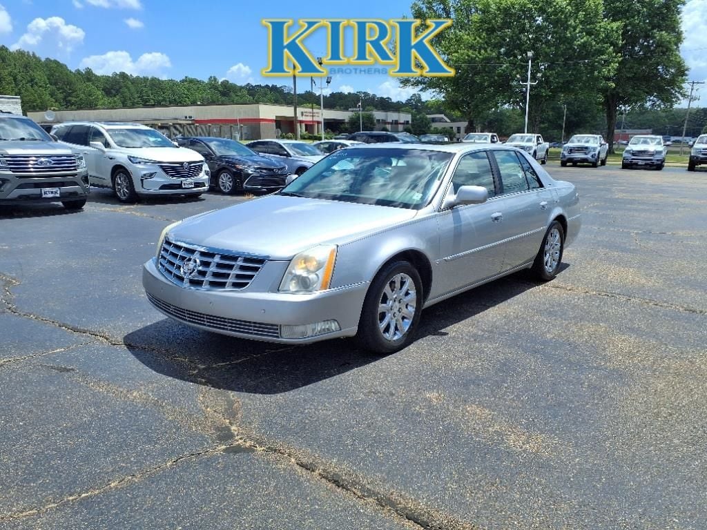Used 2008 Cadillac DTS 1SC with VIN 1G6KD57Y28U141875 for sale in Grenada, MS