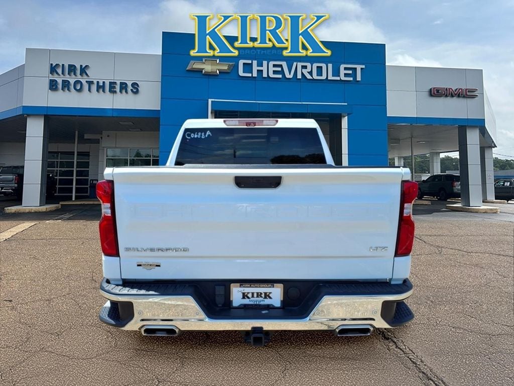 Used 2022 Chevrolet Silverado 1500 LTZ Truck Crew Cab