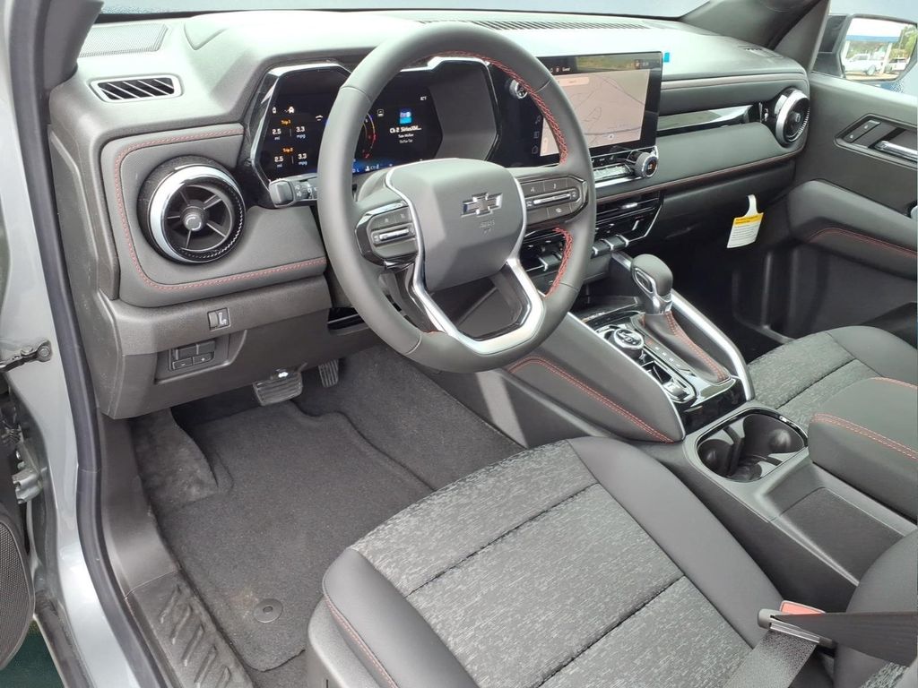 2026 Chevrolet Colorado Z71 - Photo 12