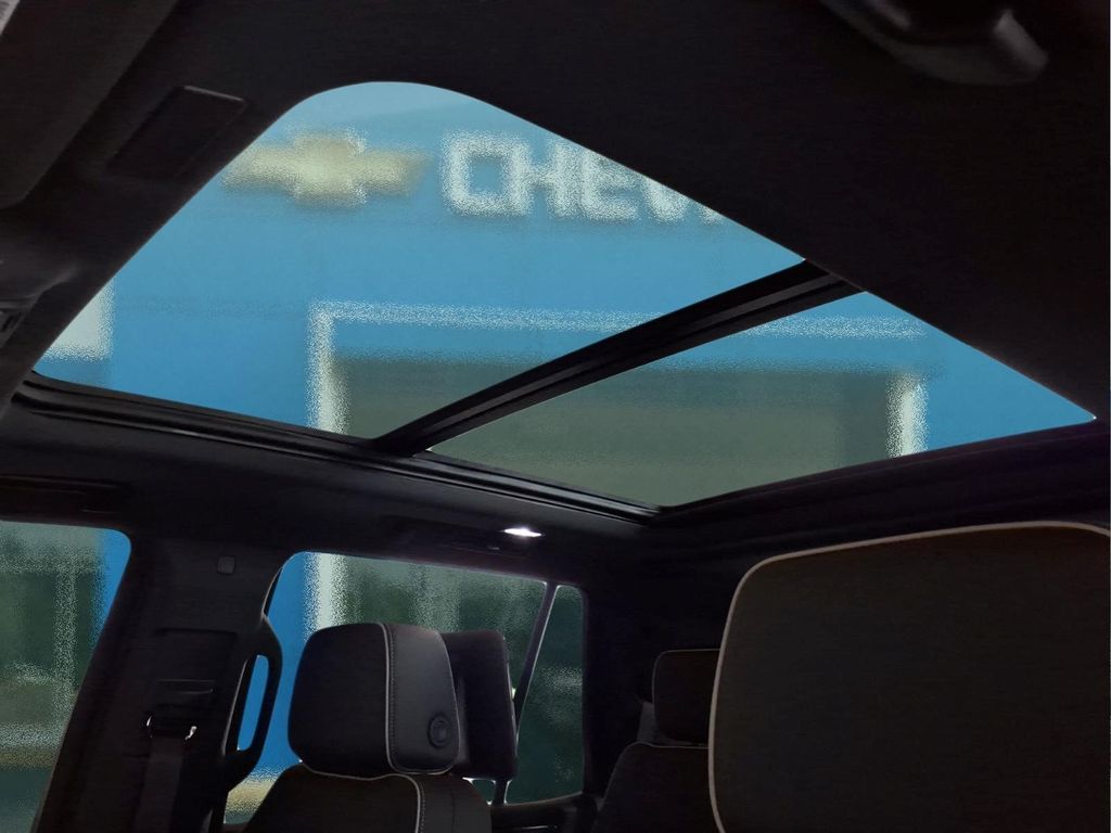 2026 Chevrolet Tahoe Premier - Photo 27
