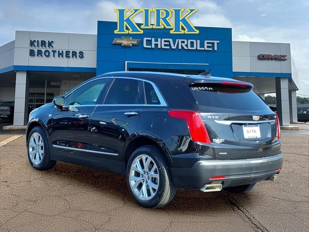 Used 2017 CADILLAC XT5 Luxury AWD SUV