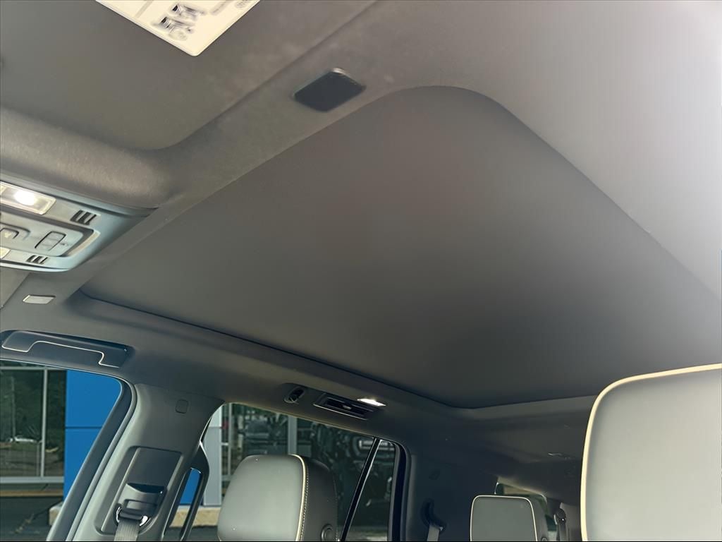 2023 GMC Yukon SLT - Photo 19