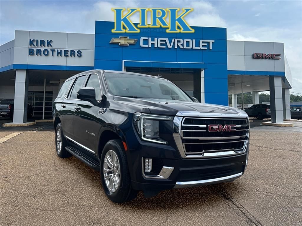 2023 GMC Yukon SLT - Photo 4