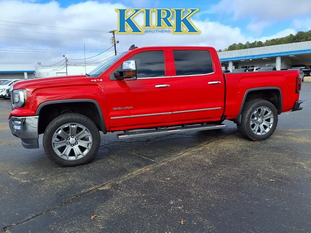 2017 GMC Sierra 1500 SLT's photo