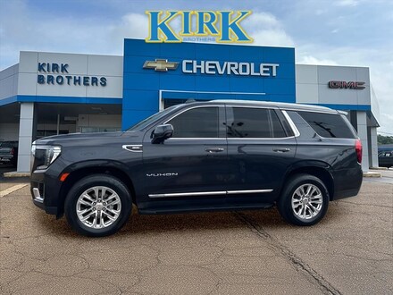 2023 GMC Yukon SLT SUV