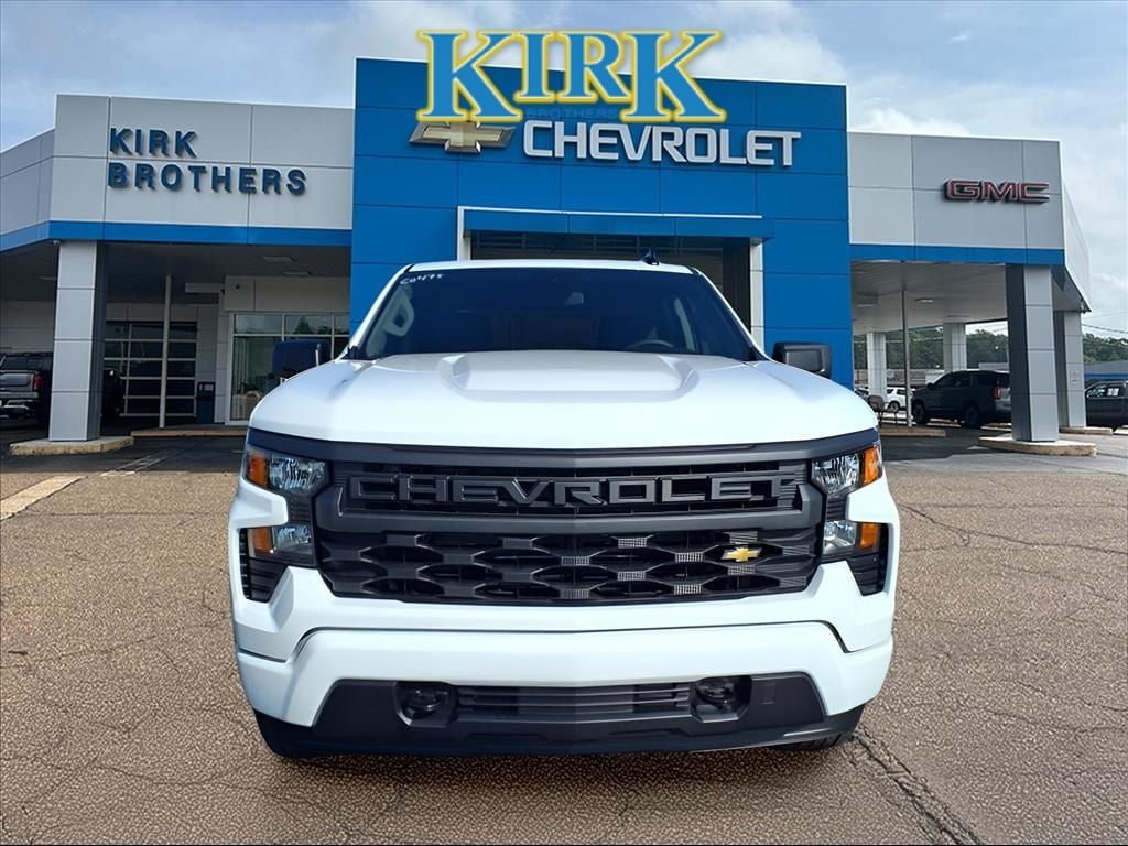 New 2025 Chevrolet Silverado 1500 Custom Truck