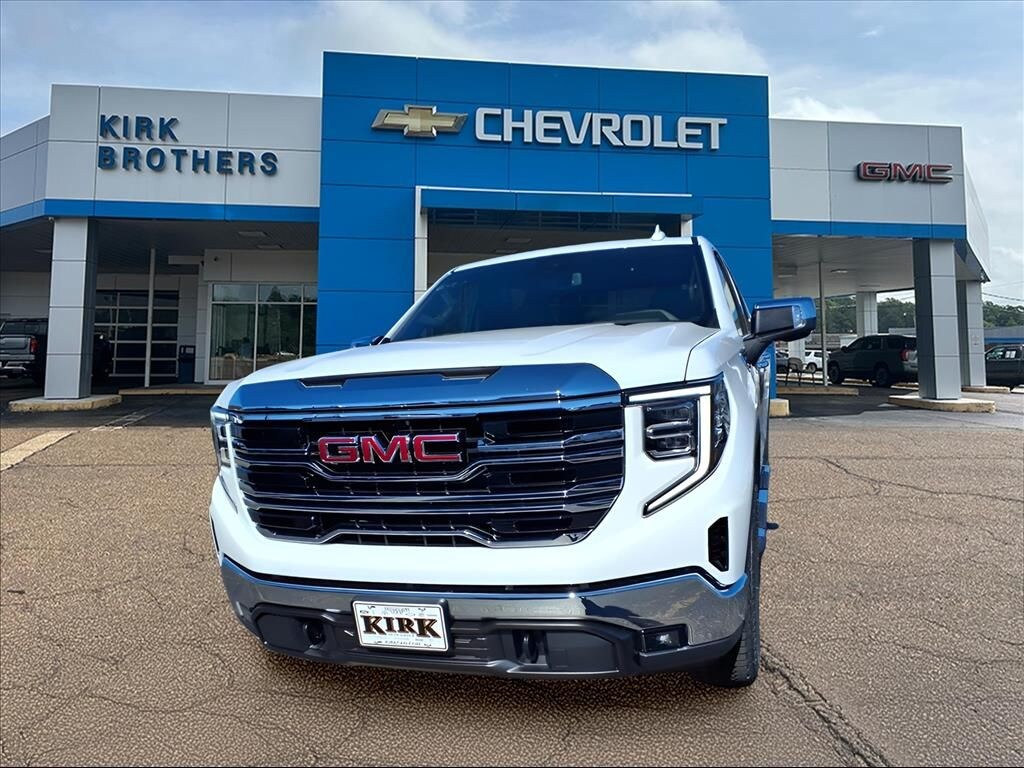 New 2026 GMC Sierra 1500 SLT Truck