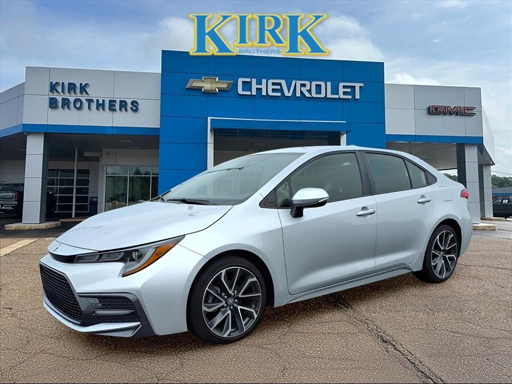 Used 2022 Toyota Corolla SE Sedan