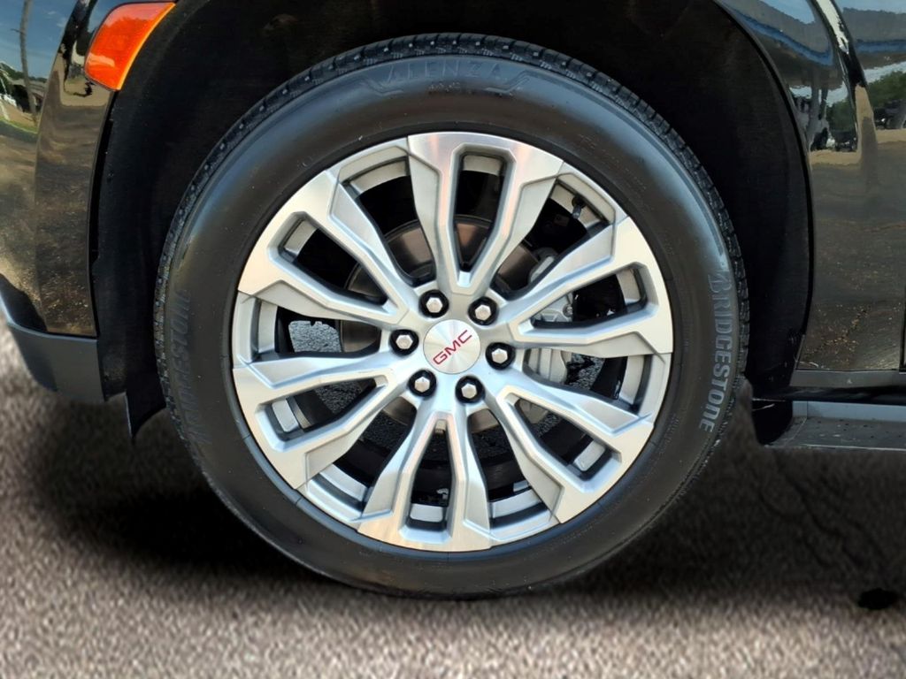 2021 GMC Yukon Denali - Photo 9