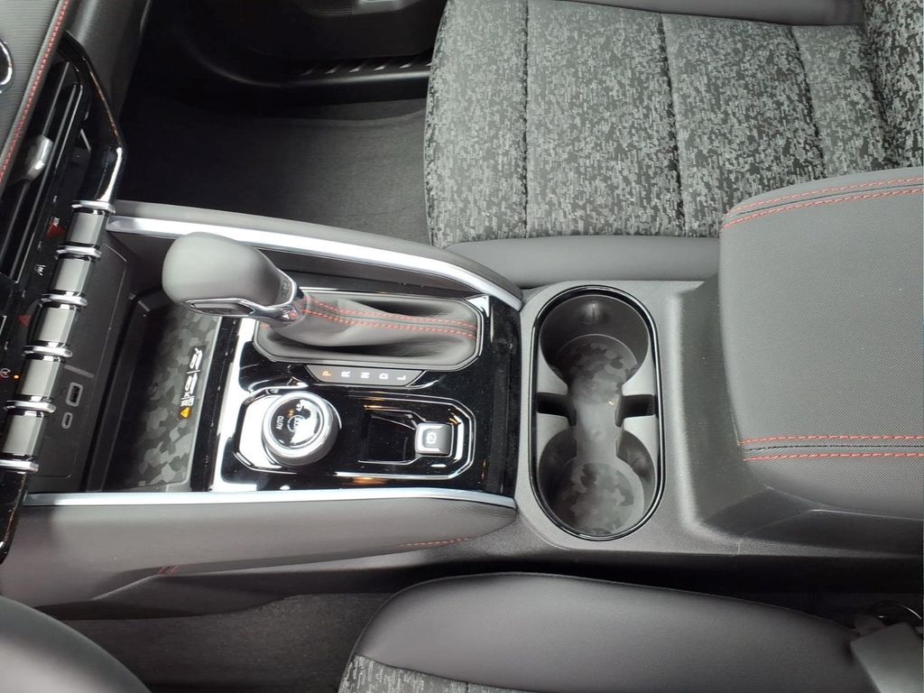 2026 Chevrolet Colorado Z71 - Photo 21