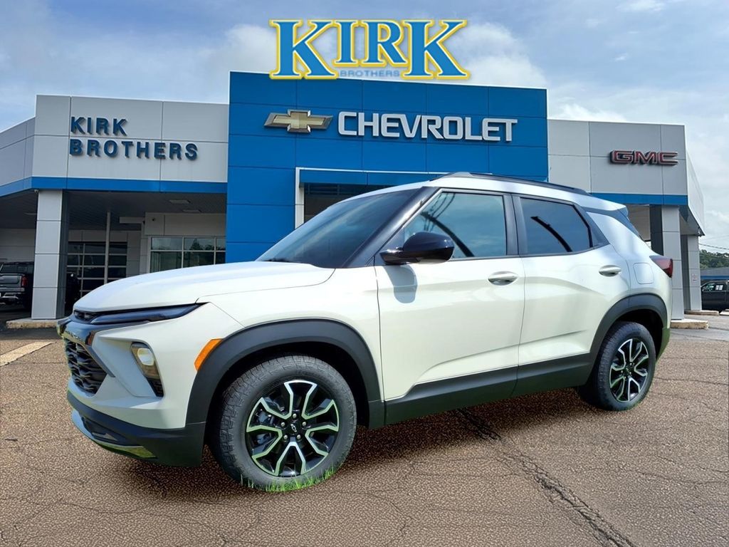 2026 Chevrolet Trailblazer Activ's photo