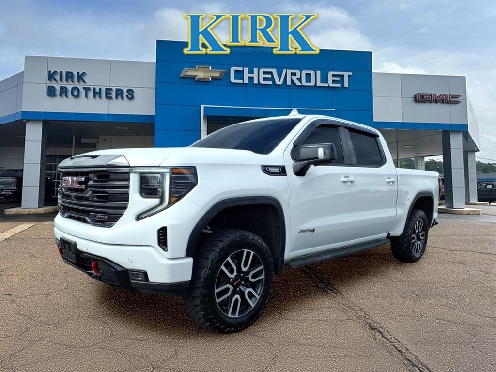 2023 GMC Sierra 4WD Crew Cab Short Box AT4's photo
