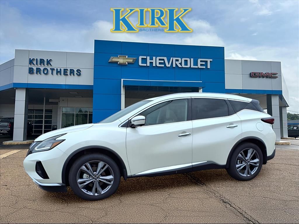 2024 Nissan Murano Platinum's photo