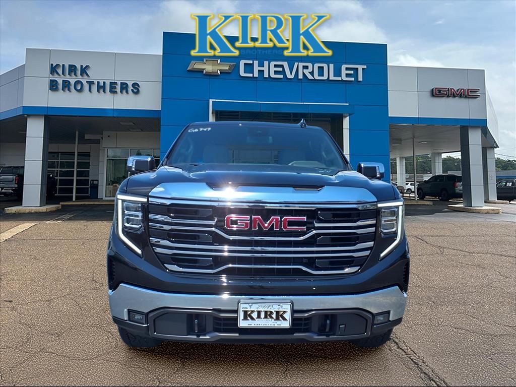 2026 Gmc Sierra 1500 SLT photo 3