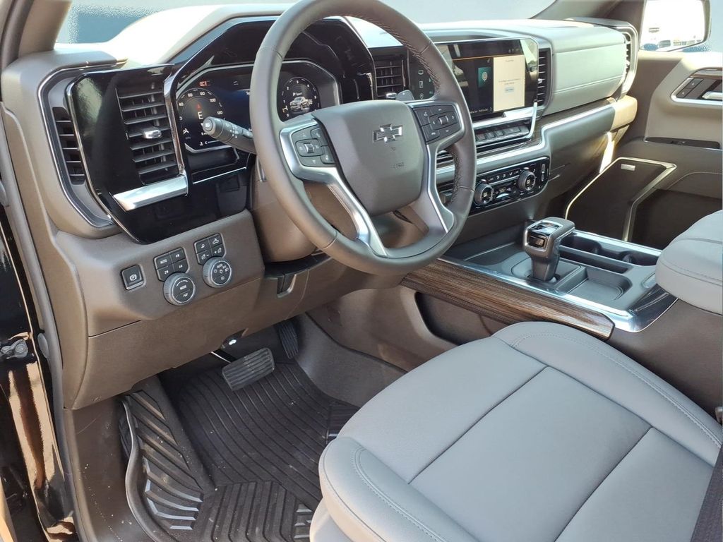 2026 Chevrolet Silverado 1500 RST - Photo 12