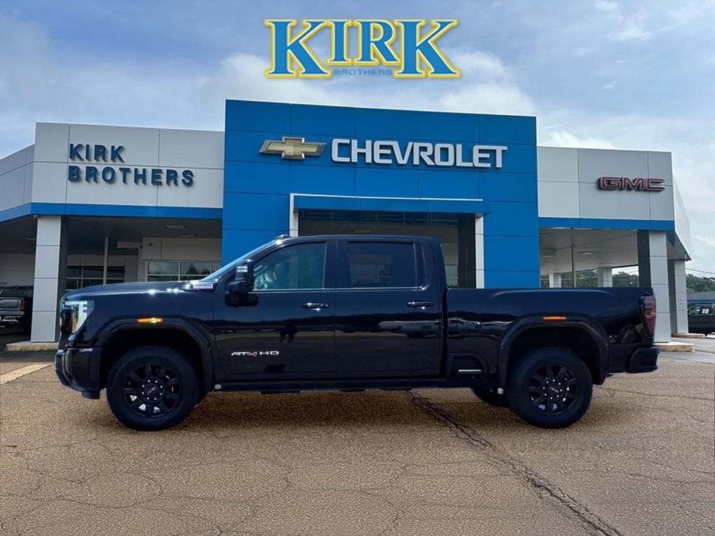 Used 2024 GMC Sierra 2500 HD AT4 Truck Crew Cab