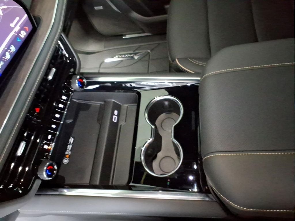 2026 Chevrolet Tahoe Premier - Photo 25