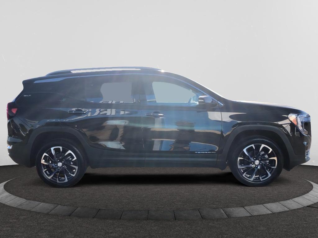 2024 Gmc Terrain SLT photo 3