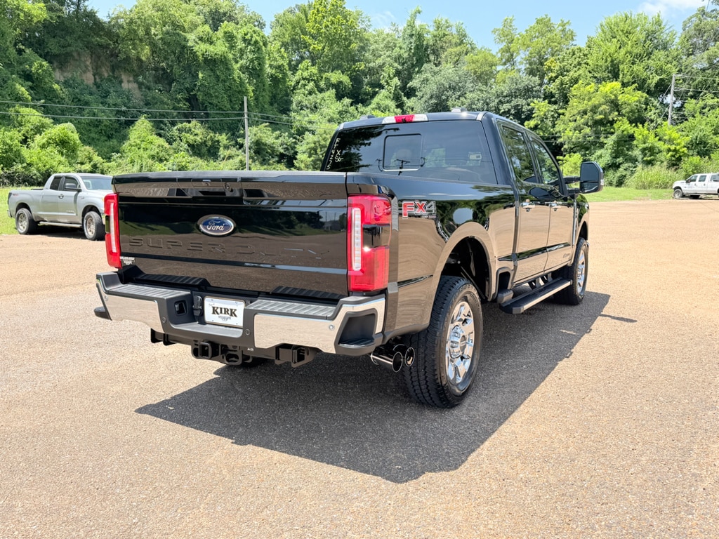 New 2026 Ford F-250 Lariat Crew Cab