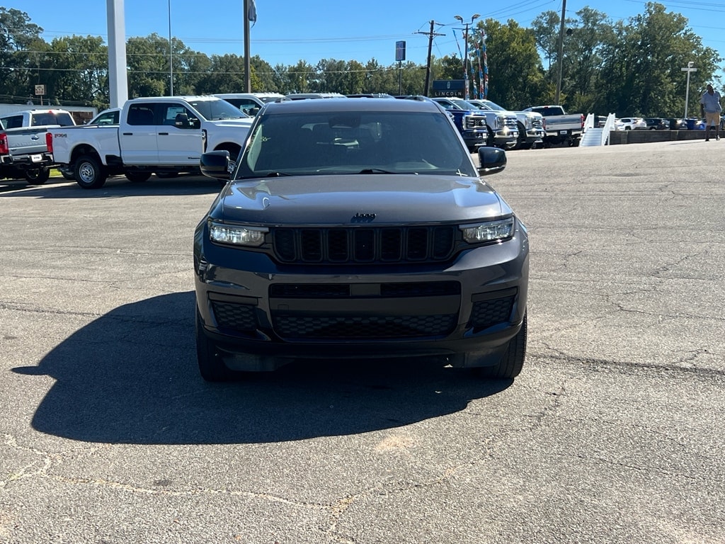 Used 2023 Jeep Grand Cherokee L Laredo SUV