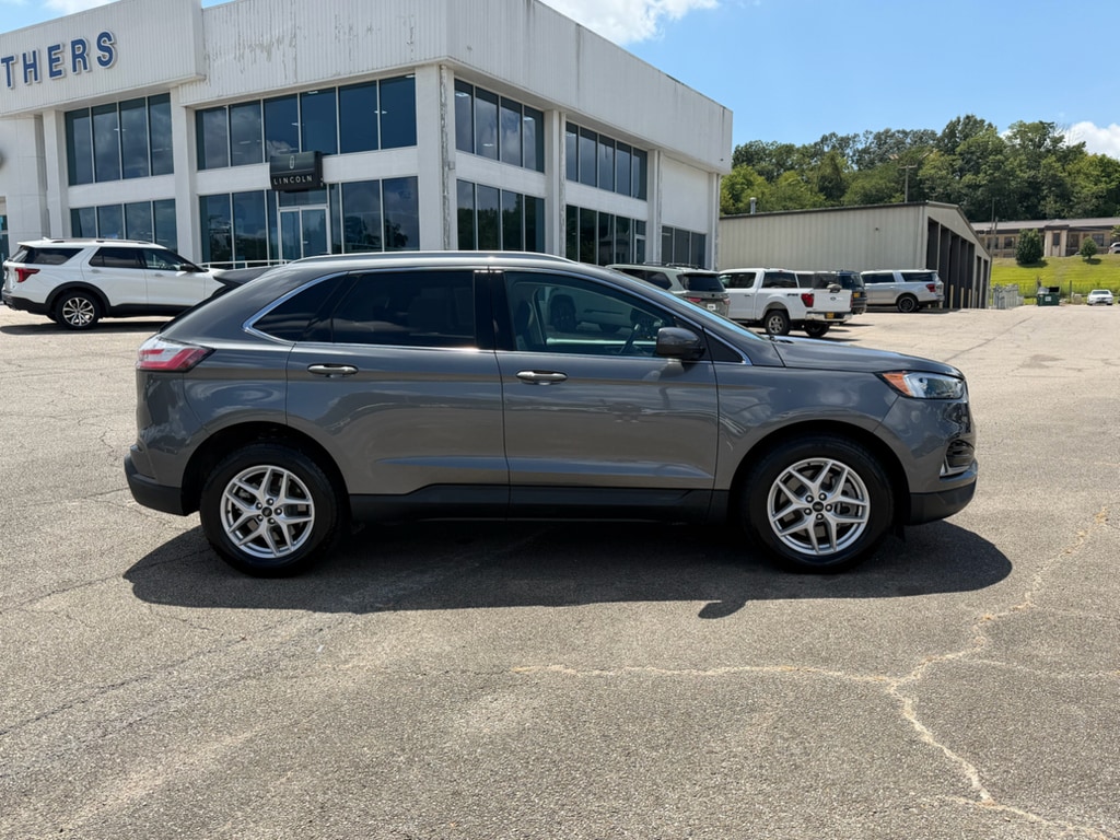 Used 2023 Ford Edge SEL Sport Utility