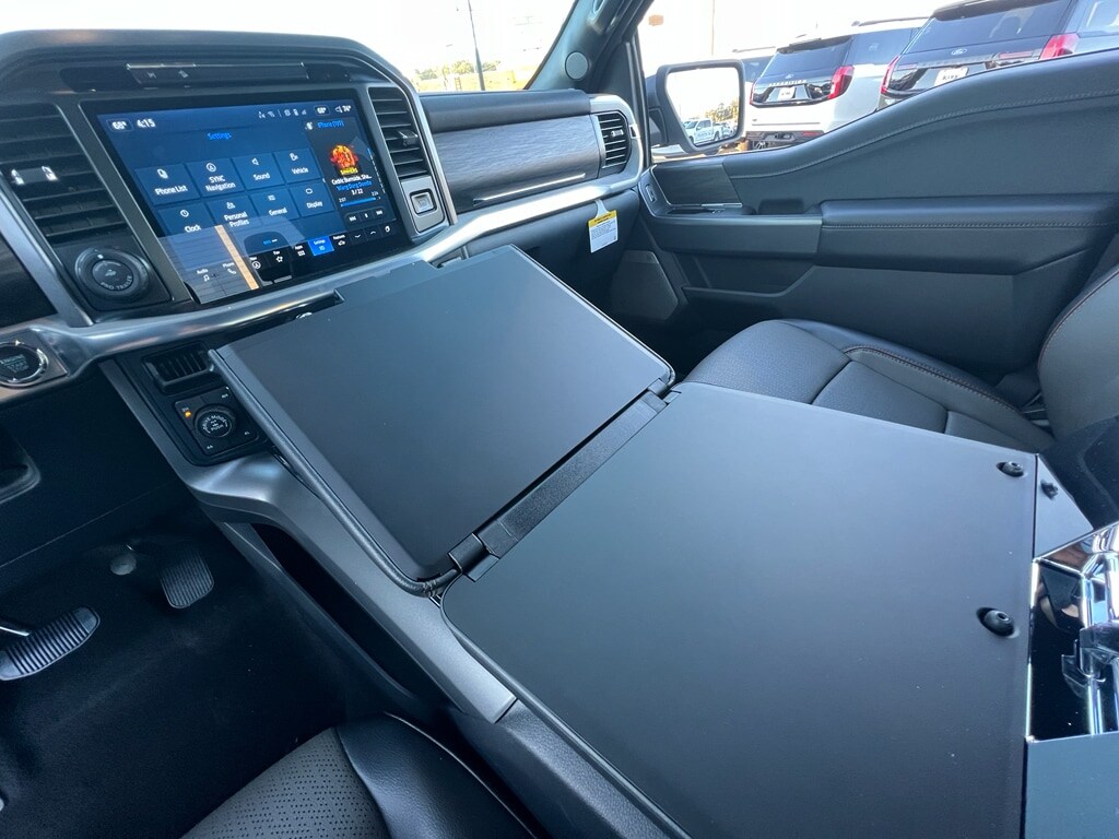 2025 Ford F-150 Lariat - Photo 24